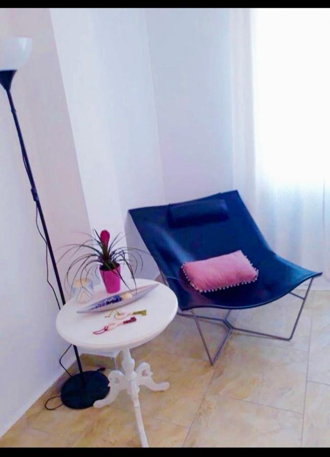 Iraa'S Apartment Sarande Exterior photo